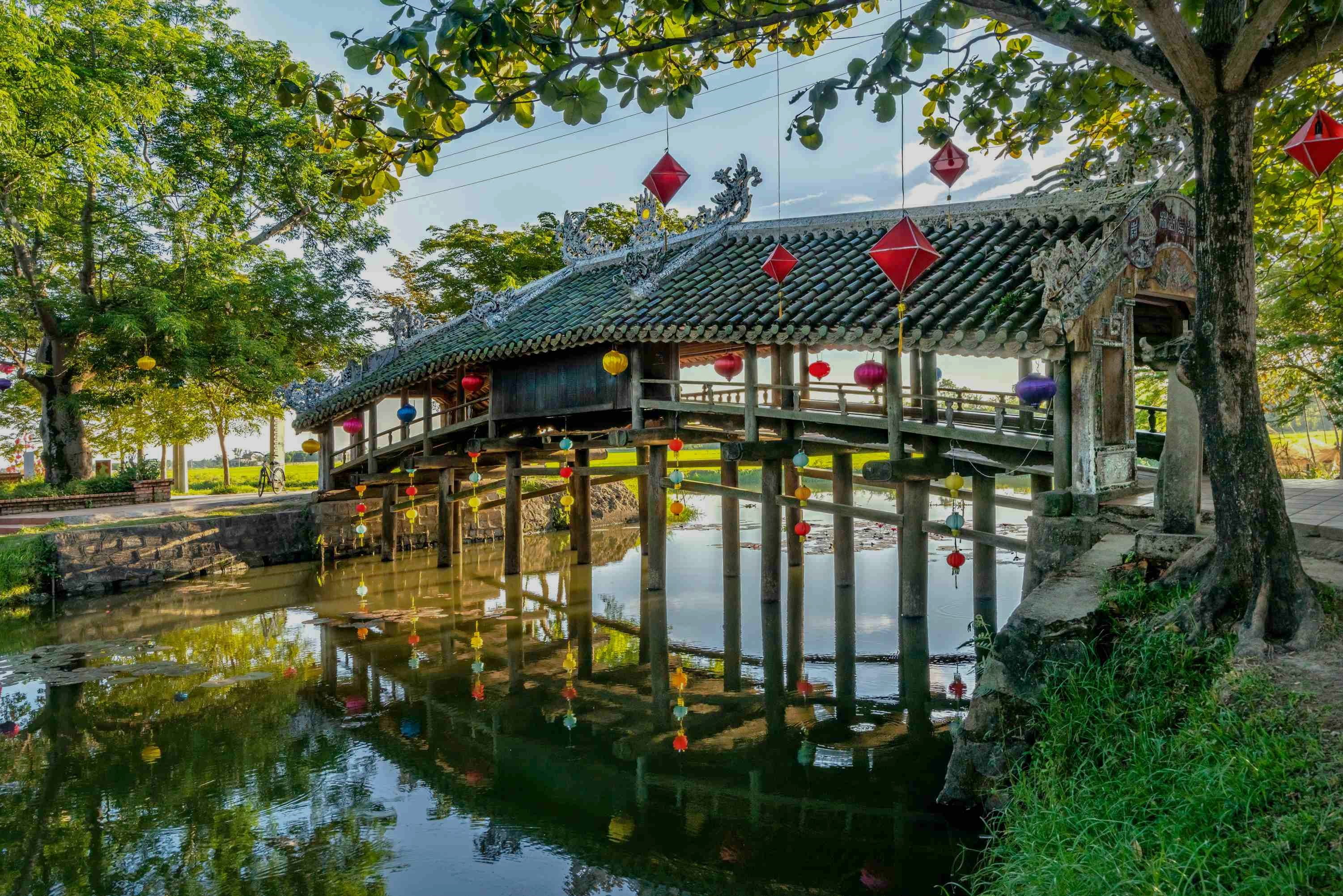 Thanh Toan Bridge